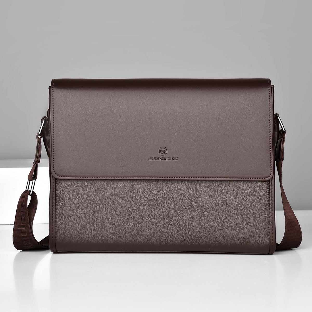 Tas Selempang Kulit Persegi un - Interior Design Documentation ulasan dan harga
