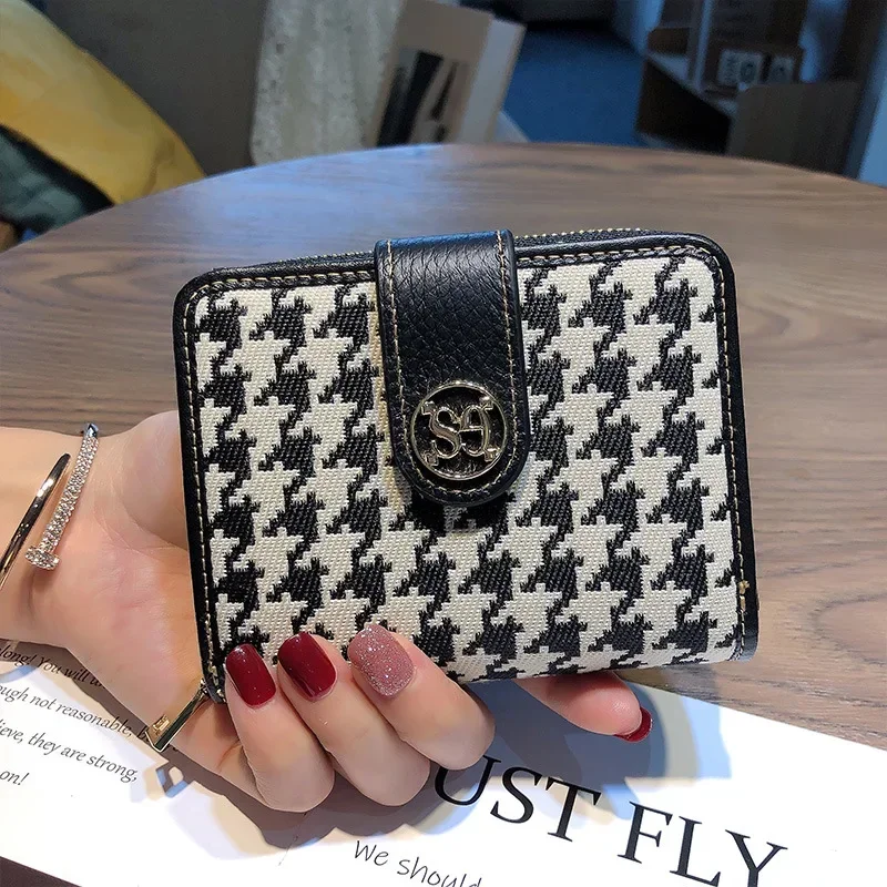 Dompet Wanita Desain Ceruk Kul - Interior Design Documentation ulasan dan harga
