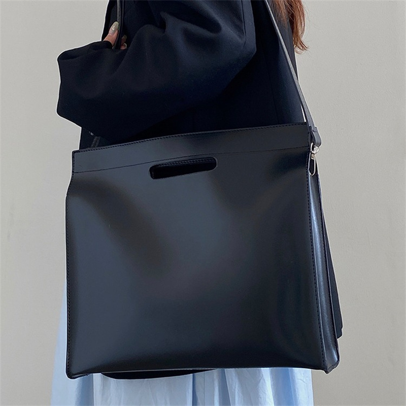 Tas Selempang Wanita Kapasitas - Interior Design Documentation ulasan dan harga